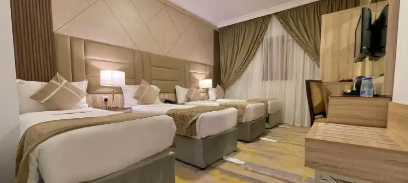 Al Mukhtara International Hotel Médine-Chambre Quadruple Standard
