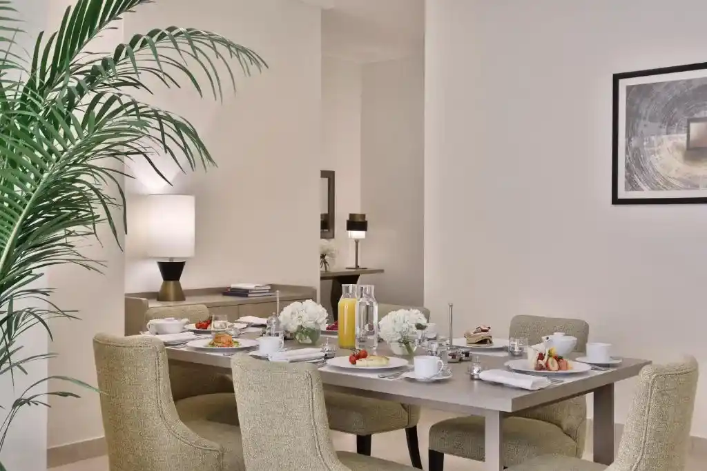 Hotel Jumeirah Jabal Omar Makkah table de déjeune Hotel Jumeirah Jabal Omar Makkah table de déjeune