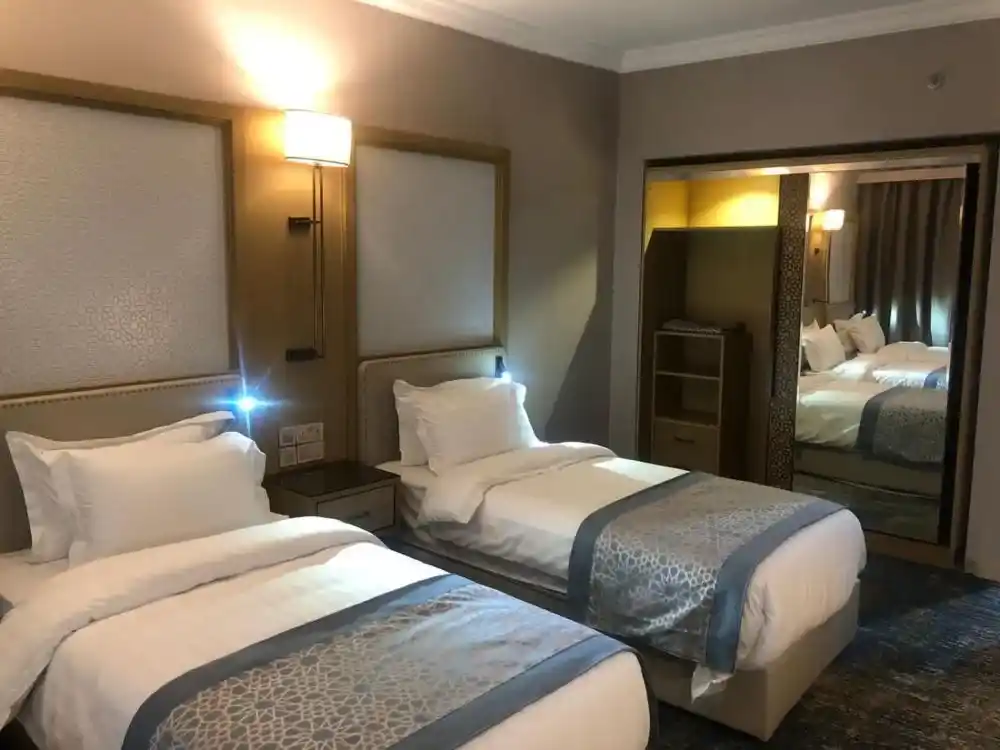 Hôtel Waqf Othman bin Affan médine chambre double